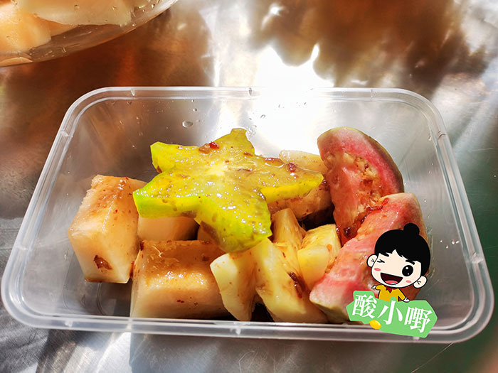 酸小嘢 <a href='https://www.pinweisuan.com/ht/' target='_blank' title='红糖酸野' style='color:#a81414'><strong>红糖<a href='https://www.pinweisuan.com/suanpin/' target='_blank' title='酸野' ><strong>酸野</strong></a></strong></a>做法配方_红糖酸野图片